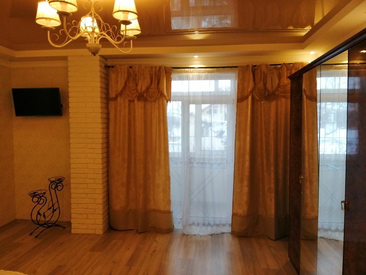 Вулиця Дрогобицька 10В Truskavets Ngoại thất bức ảnh